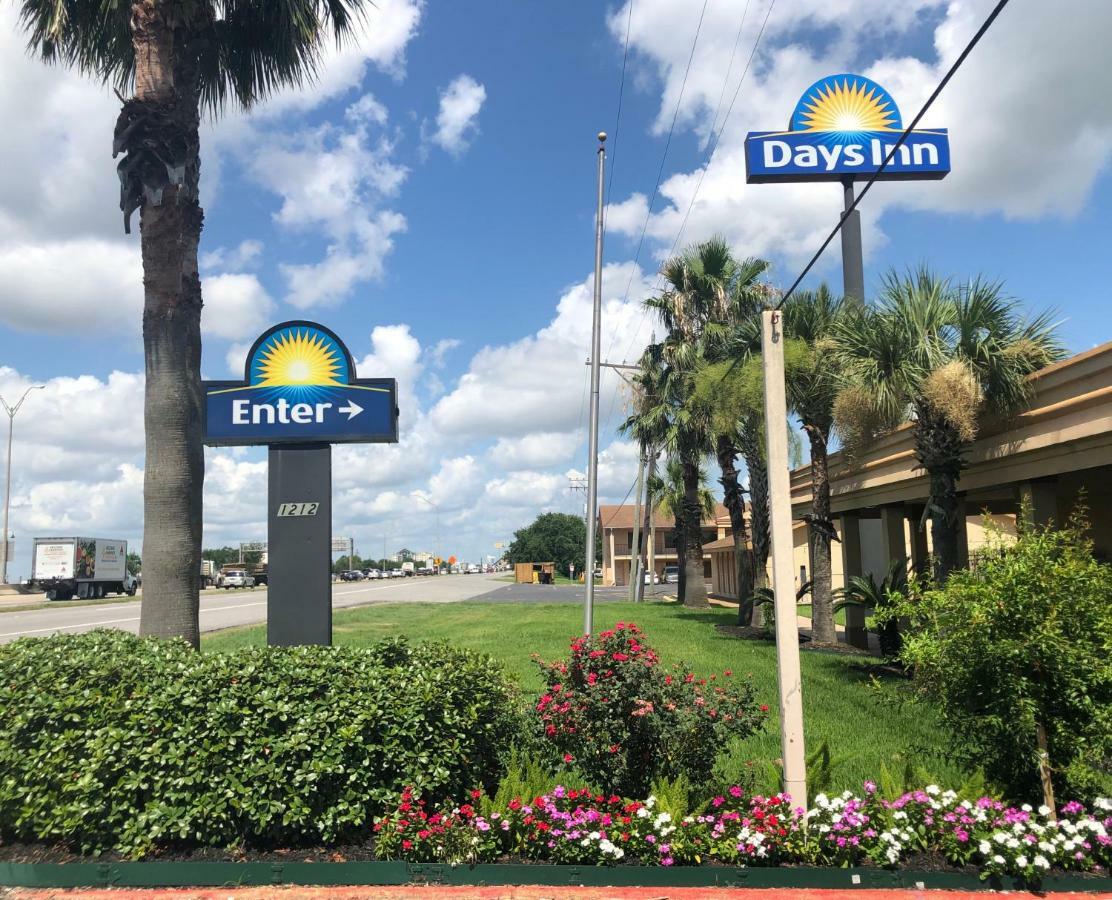 Days Inn By Wyndham Лейк Чарльз Экстерьер фото